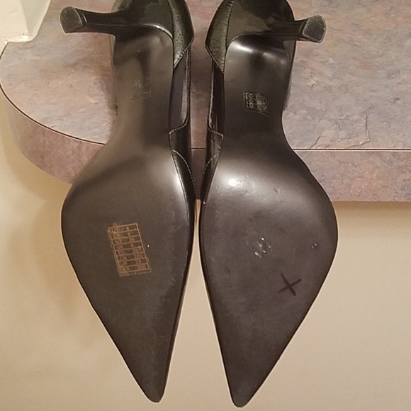 Shoes - Picture 6 of 6